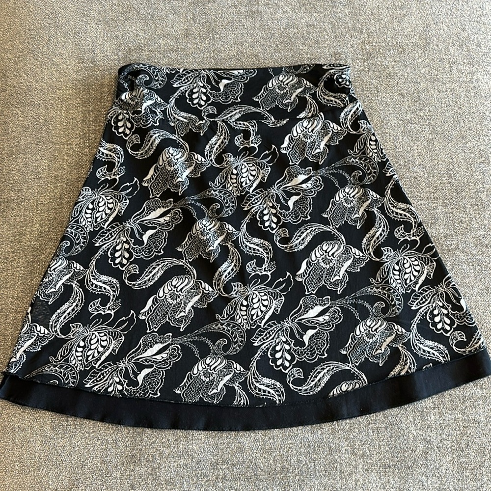 Reversible Black skirt size M